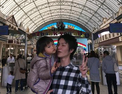 キリンの舌は黒い。