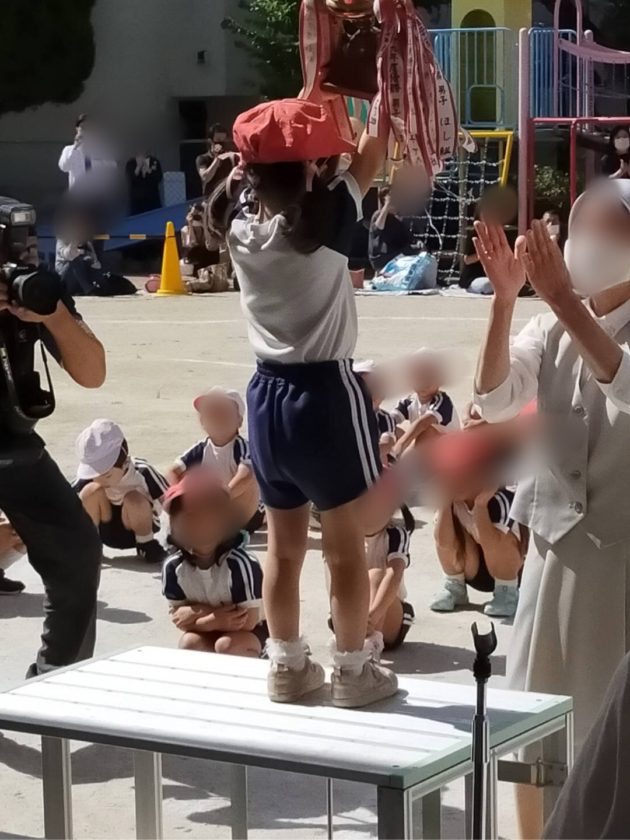 なきなき？にこにこ？